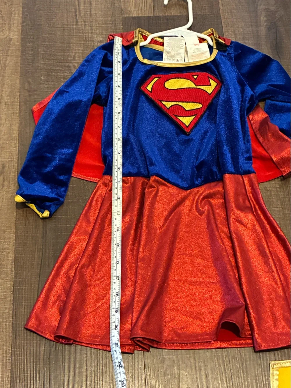 Supergirl Kid Halloween Costume w/dress, cape, belt, and boot covers. Size Small